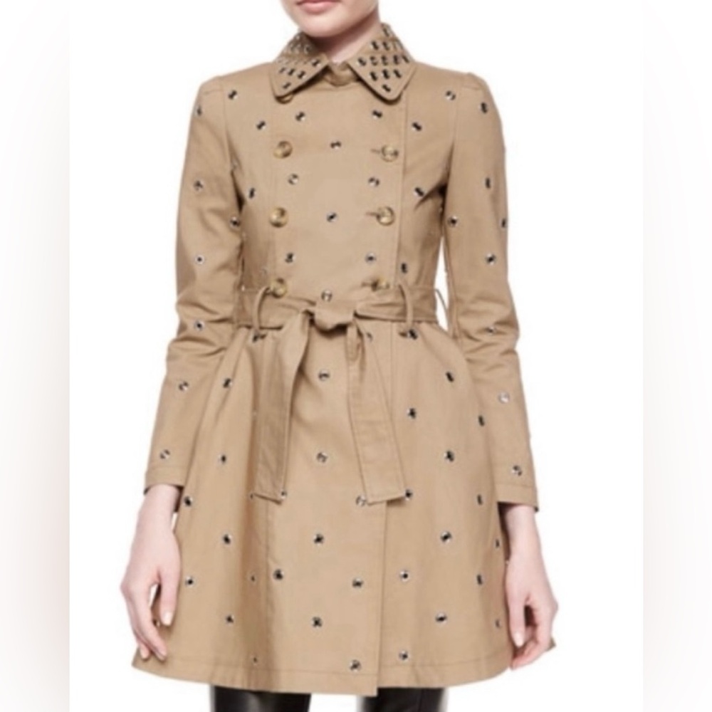 Red by Valentino Beige Grommet Trench Coat size 40
